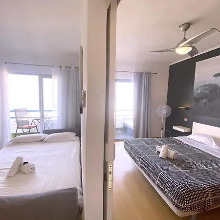アパート Tropicalidays Paraiso Seafront プラヤ・パライソ